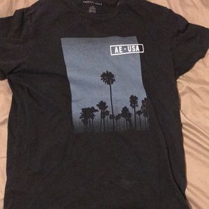 American Eagle t shirt